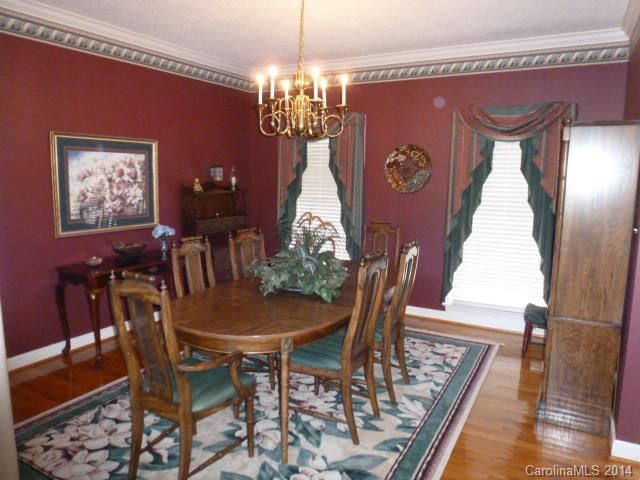 1825 Dean Ln, Heath Springs, SC 29058