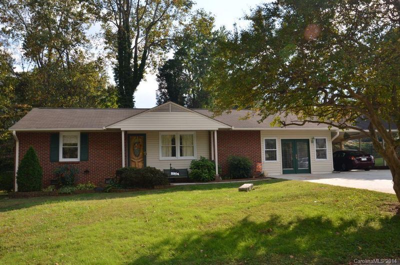 2204 Englewood St, Kannapolis, NC 28083