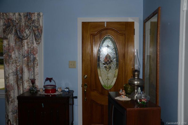 2204 Englewood St, Kannapolis, NC 28083