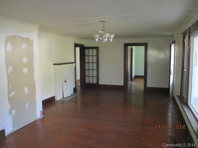 1607 Daniels St, Kannapolis, NC 28081