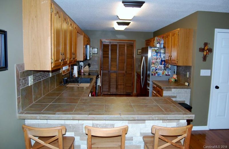 1401 Wildwood Dr, Kannapolis, NC 28081