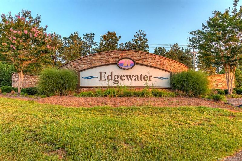 18586 Mainsail Ct, Lancaster, SC 29720