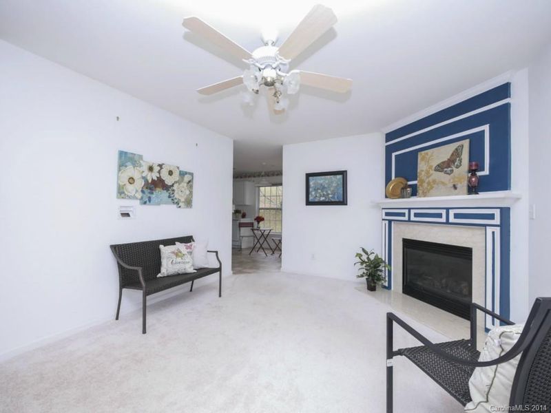 7020 Long Run Ln, Charlotte, NC 28214
