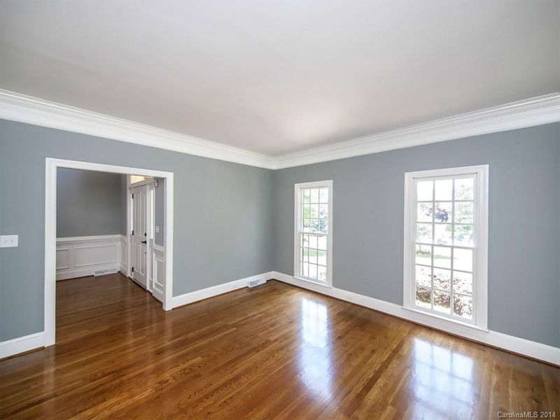 5703 Chretien Point Dr, Charlotte, NC 28270