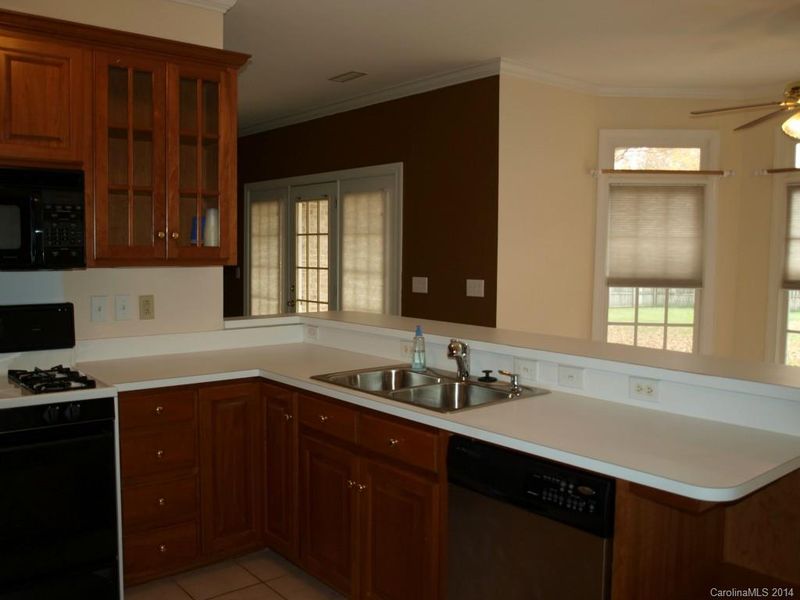 600 Butternut Ln, Matthews, NC 28104