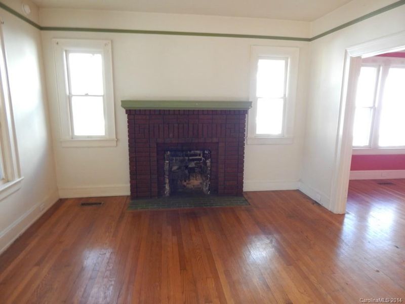 419 5th St, Hickory, NC 28602