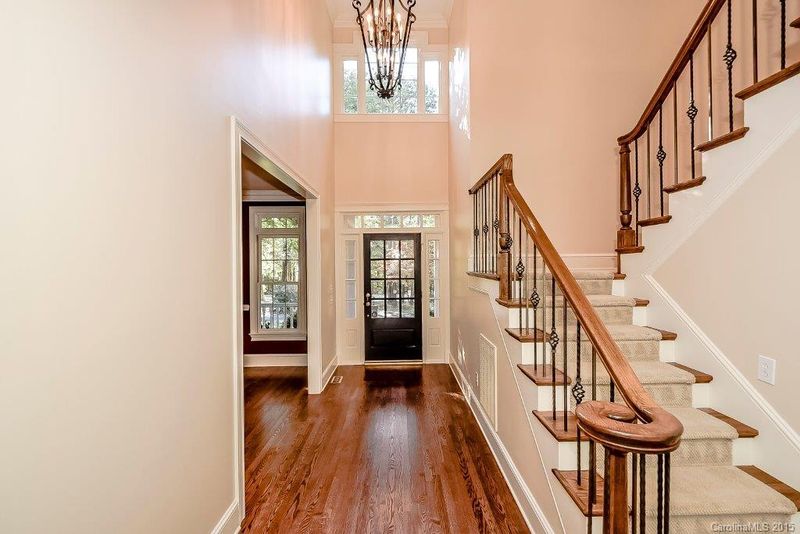 210 Avinger Ln, Davidson, NC 28036