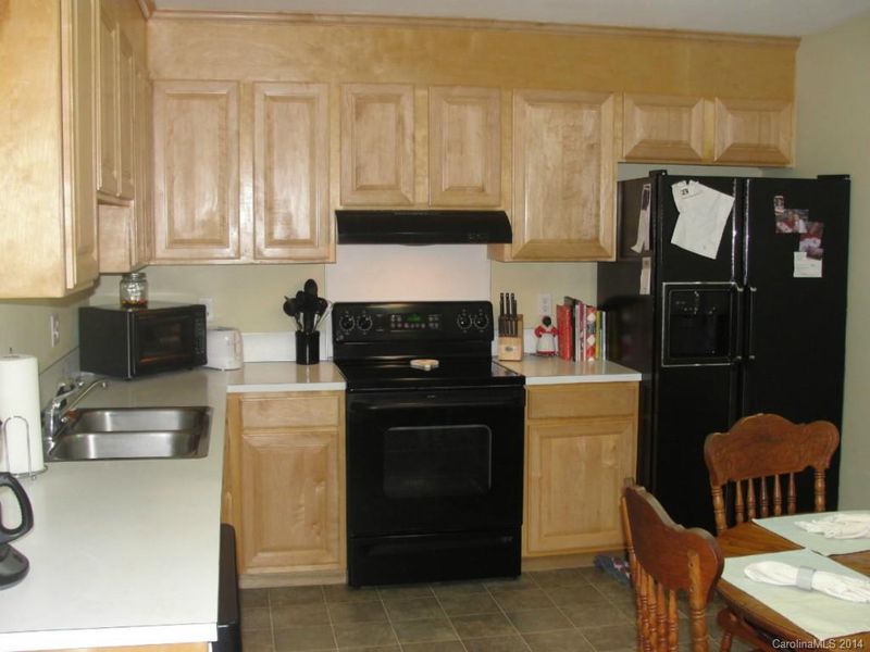 14709 Beckenham Dr, Charlotte, NC 28227
