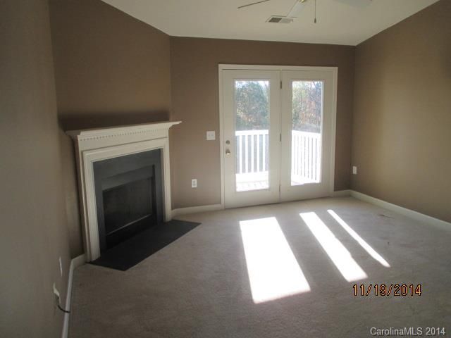 341 Westbend Dr #-, Charlotte, NC 28262