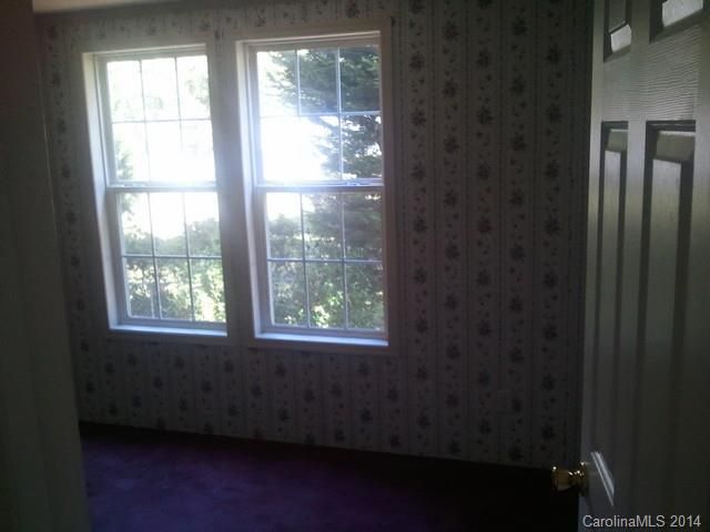408 Lowe St, Mount Holly, NC 28120