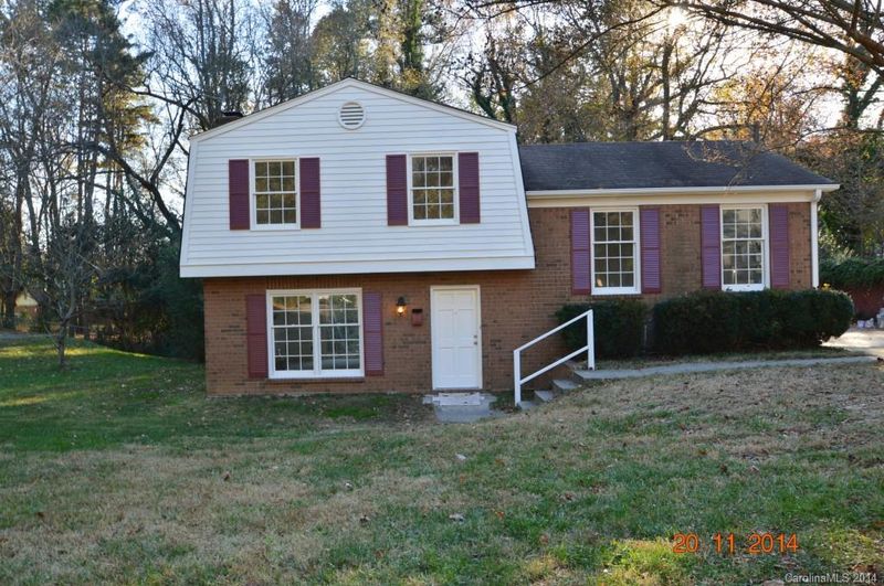 7100 Cardigan Ave, Charlotte, NC 28215
