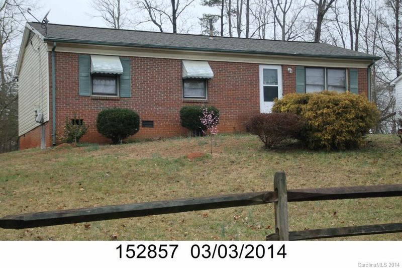 655 Kilborne Dr, Gastonia, NC 28052