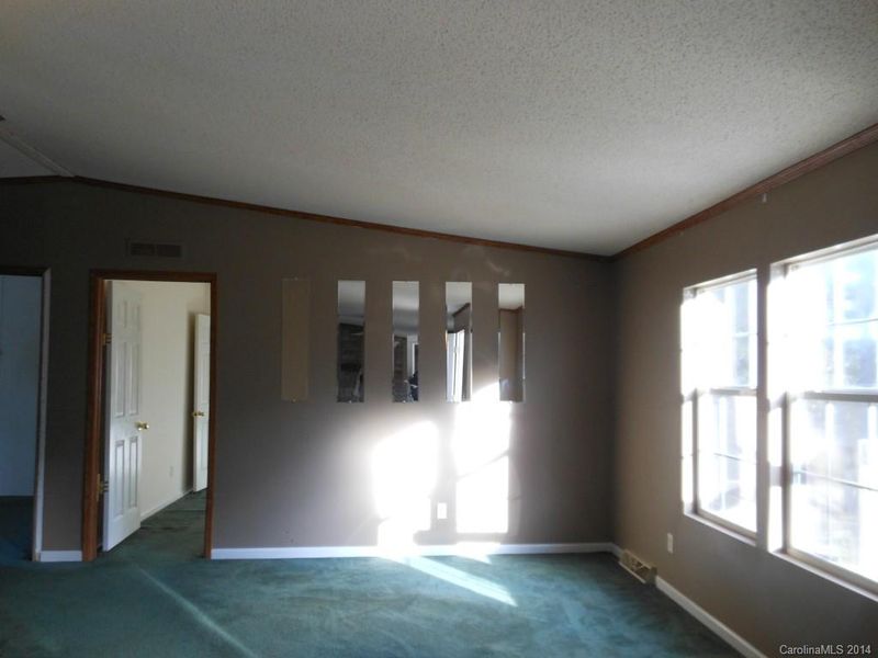 2970 Valley Acres Dr, Midland, NC 28107
