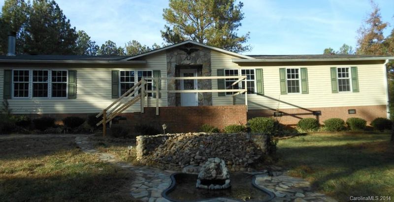 2970 Valley Acres Dr, Midland, NC 28107