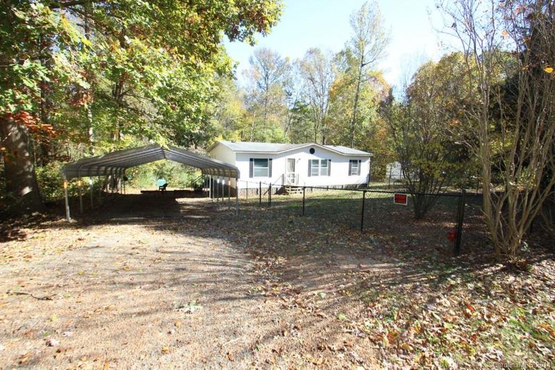213 Tee Pee Trl, Kannapolis, NC 28081
