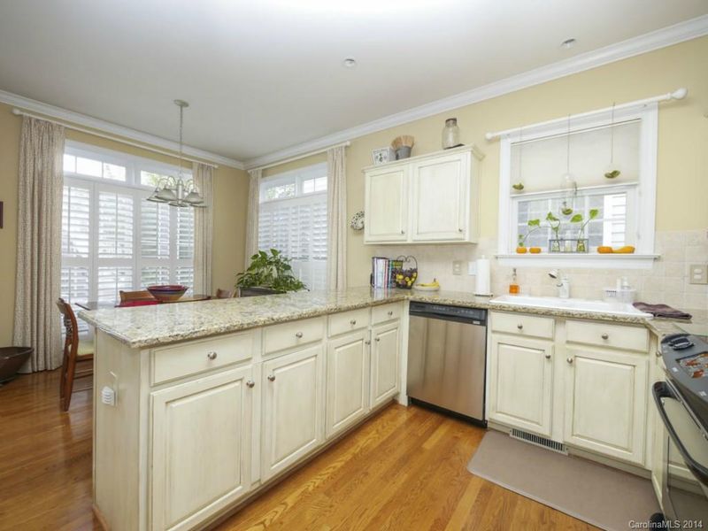 212 Edgewater Park St, Davidson, NC 28036