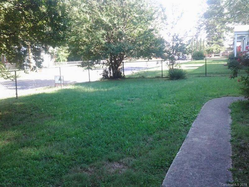 423 Norris Ave, Charlotte, NC 28206