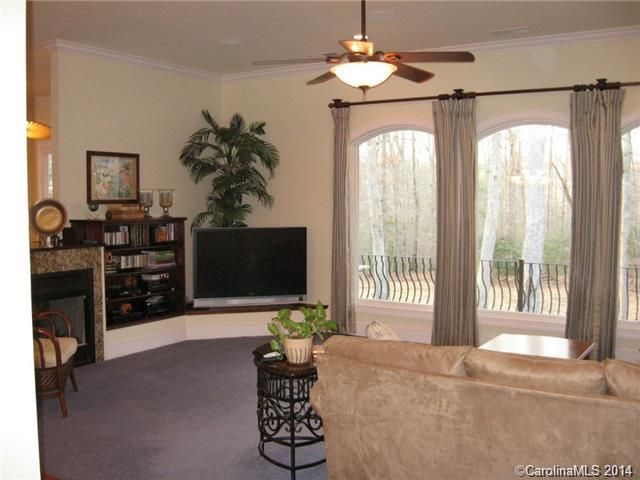 8384 Chick Dr, Catawba, NC 28609