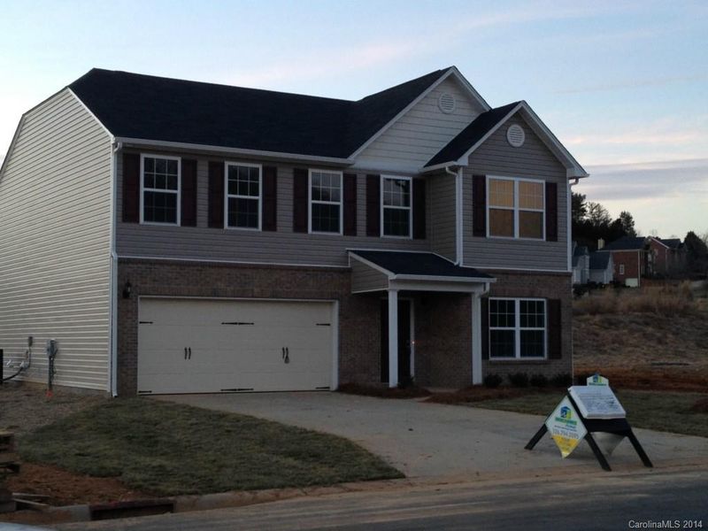 2028 Red Leaf Ct #27, Dallas, NC 28034