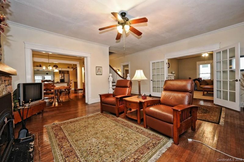 1305 N Main St, Mount Pleasant, NC 28124