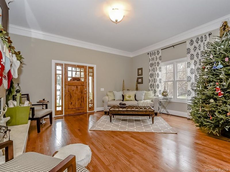 308 Hillside Ave #308, Charlotte, NC 28209
