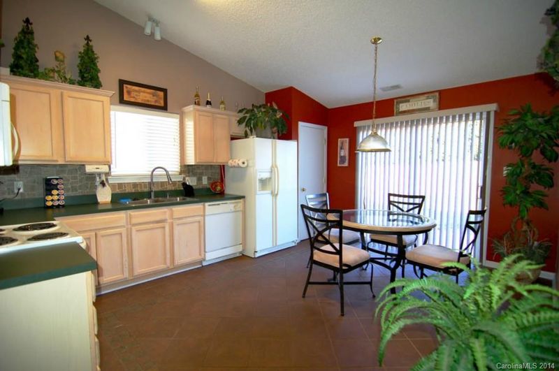 1011 Salmon River Dr, Monroe, NC 28110