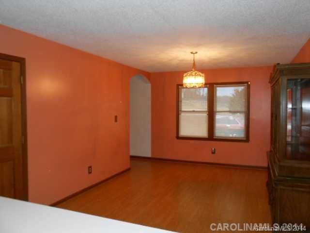 9219 Reepsville Rd, Vale, NC 28168