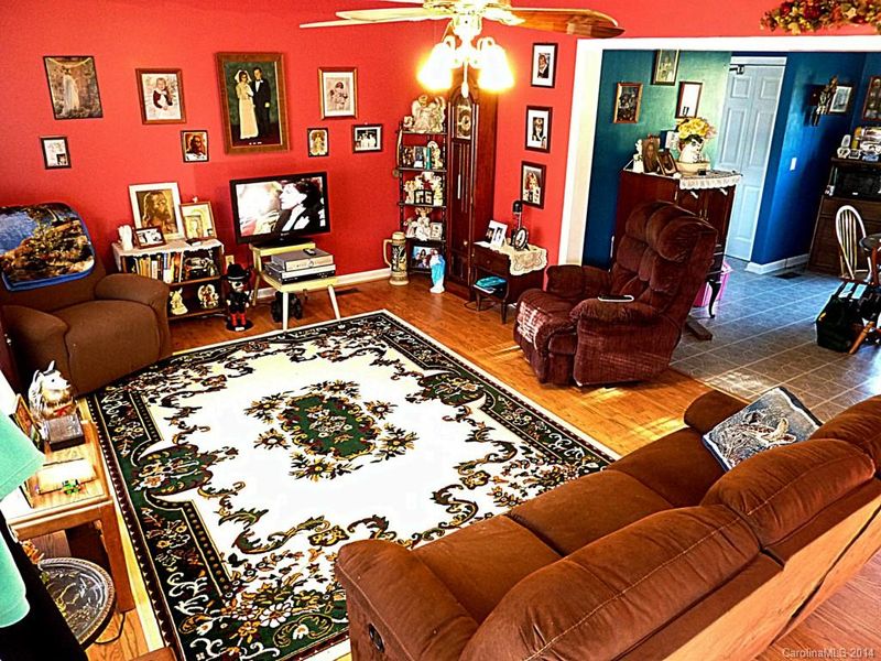 3206 Tryon Courthouse Rd, Cherryville, NC 28021