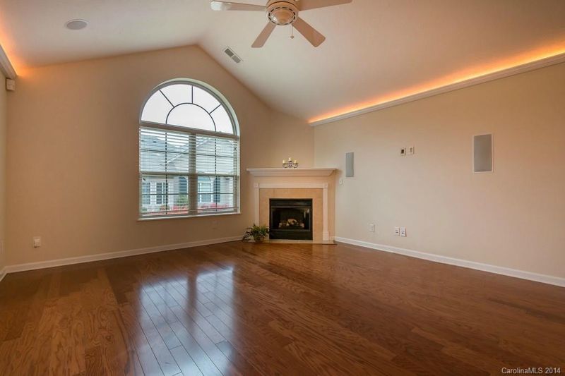 2248 Coltsview Ln #2248, Matthews, NC 28105