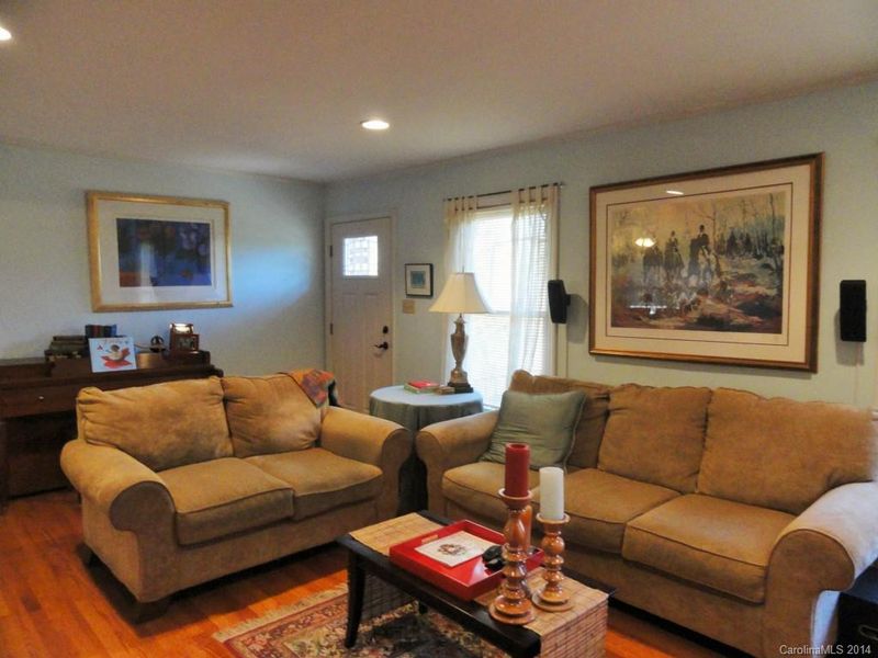 1121 Tom Sadler Rd, Charlotte, NC 28214