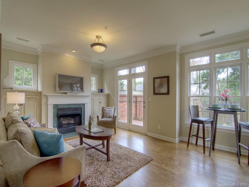 905 Park Slope Dr #-, Charlotte, NC 28209