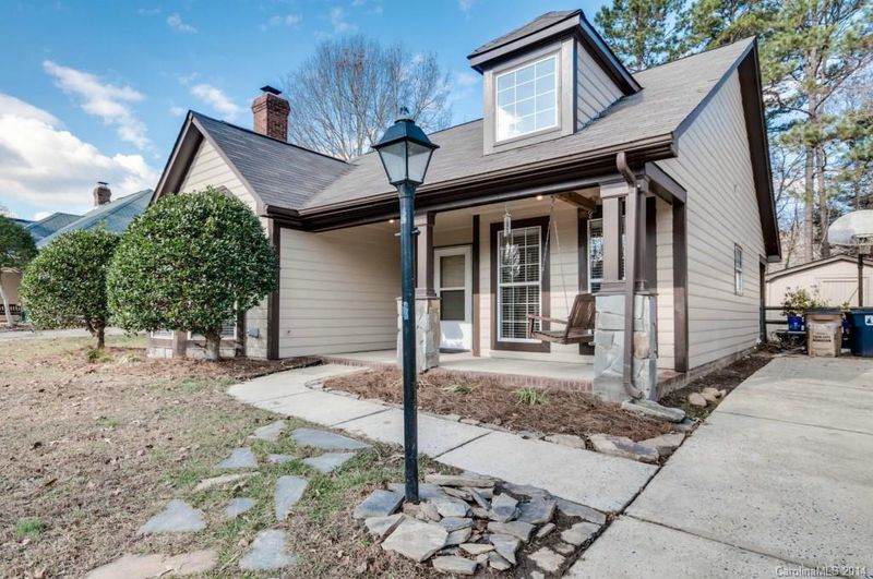 302 Glenridge Ct, Indian Trail, NC 28079