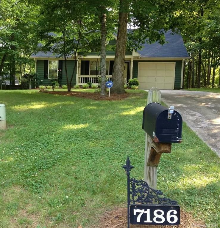 7186 Brookridge Dr, Denver, NC 28037