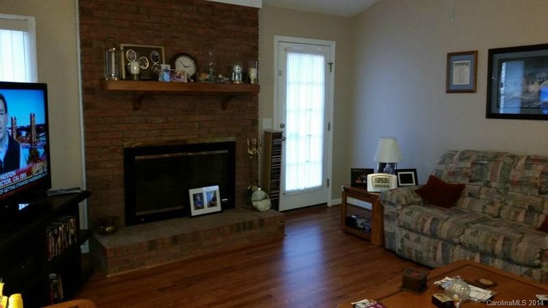 2428 Applegate Dr, Concord, NC 28027