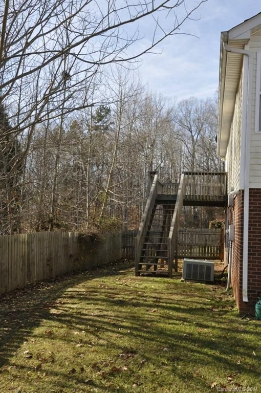 117 Arbor Ridge Rd, Mount Holly, NC 28120