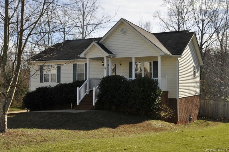 117 Arbor Ridge Rd, Mount Holly, NC 28120