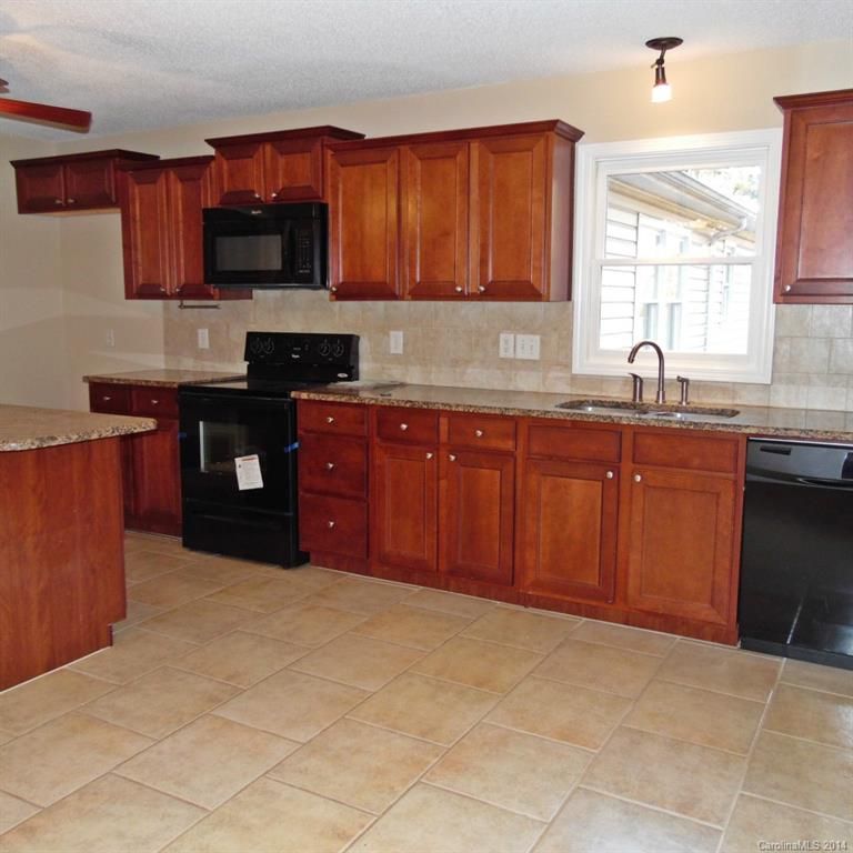 958 Deertrack Dr, Rock Hill, SC 29732