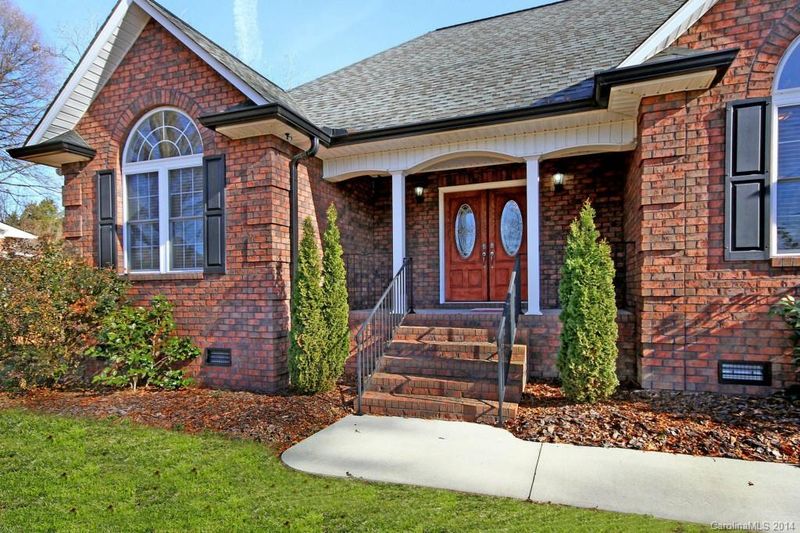 306 N Enochville Ave #4, Kannapolis, NC 28081