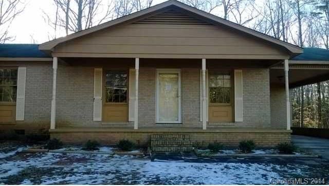 1205 Potter Rd S, Lancaster, SC 29720