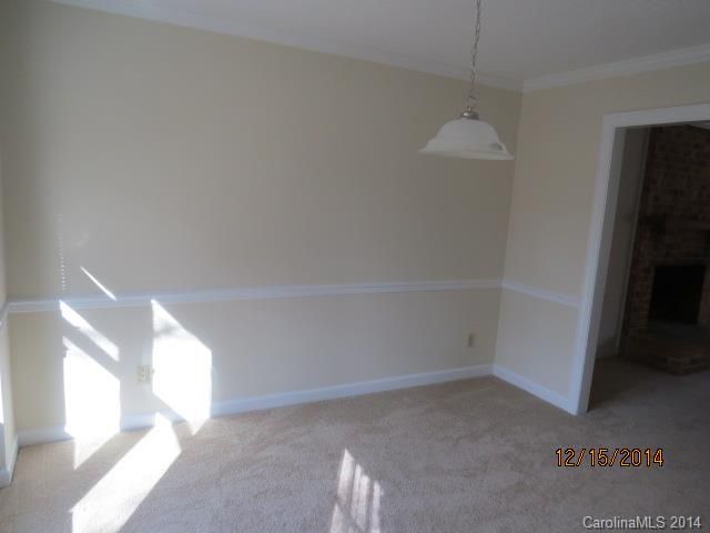 2727 Kilmarnock Ct, Matthews, NC 28105