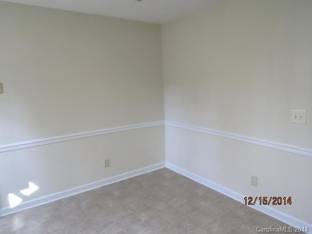 2727 Kilmarnock Ct, Matthews, NC 28105