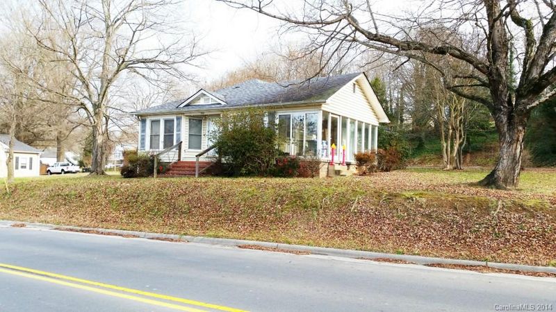 906 West A St, Kannapolis, NC 28081