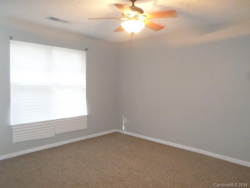 4608 Hampton Chase Dr, Concord, NC 28027