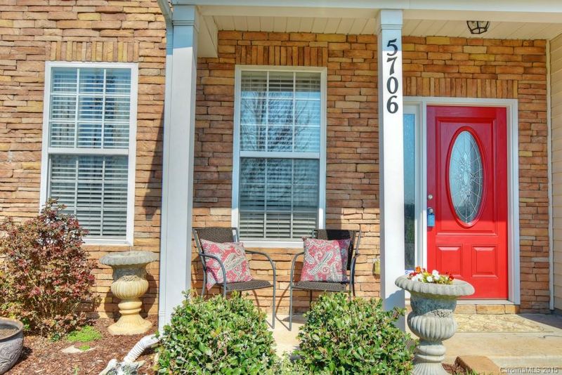 5706 Verrazano Dr, Waxhaw, NC 28173