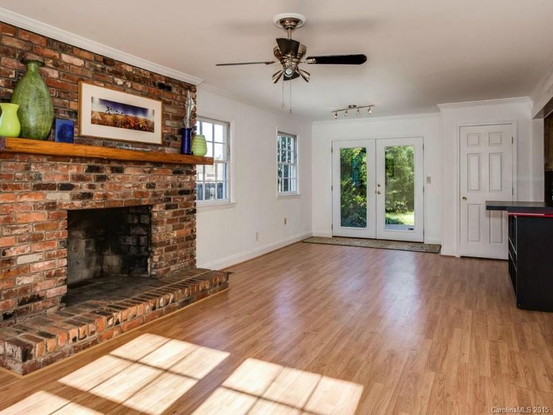 3301 Winterfield Pl, Charlotte, NC 28205