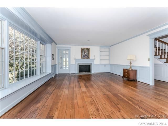 2641 Robinwood Rd, Gastonia, NC 28054