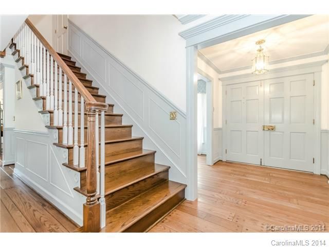 2641 Robinwood Rd, Gastonia, NC 28054