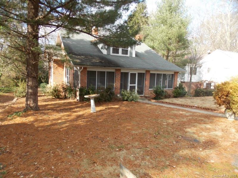 3 Smith St, York, SC 29745