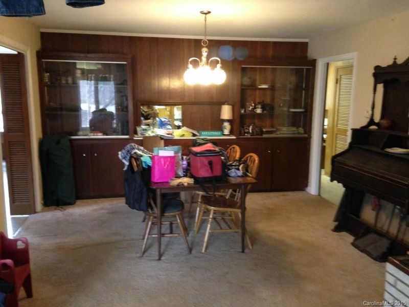 1608 Charles Raper Jonas Hw, Mount Holly, NC 28120