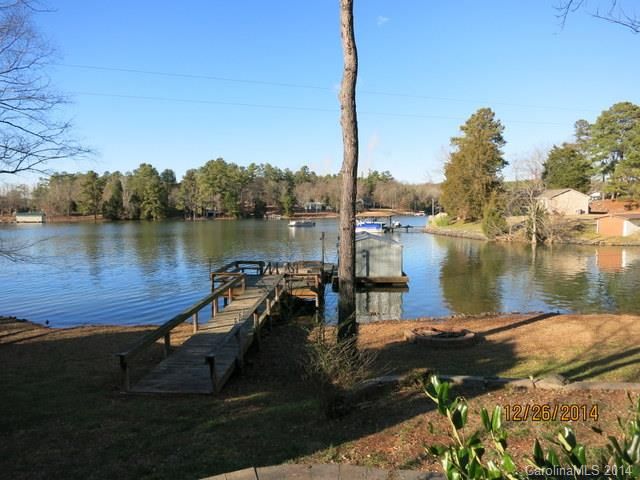2175 Sandlapper Dr, York, SC 29745